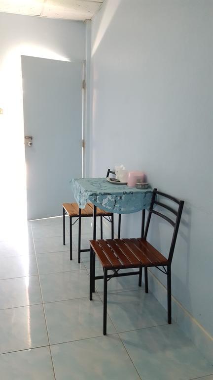 רנונג Montra Guesthouse מראה חיצוני תמונה